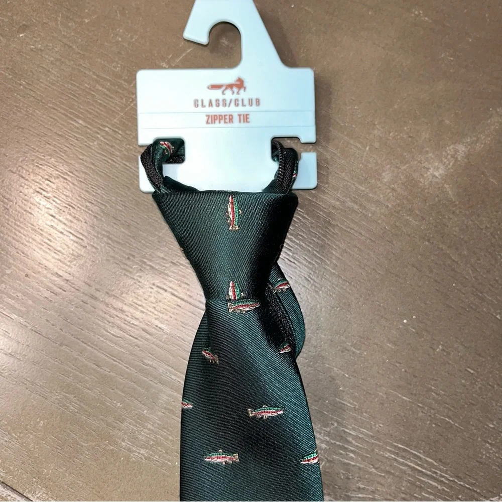 Class Club Boys Hunter Green Tan Red Fish Tie NWT Silk Blend Zippered Zip